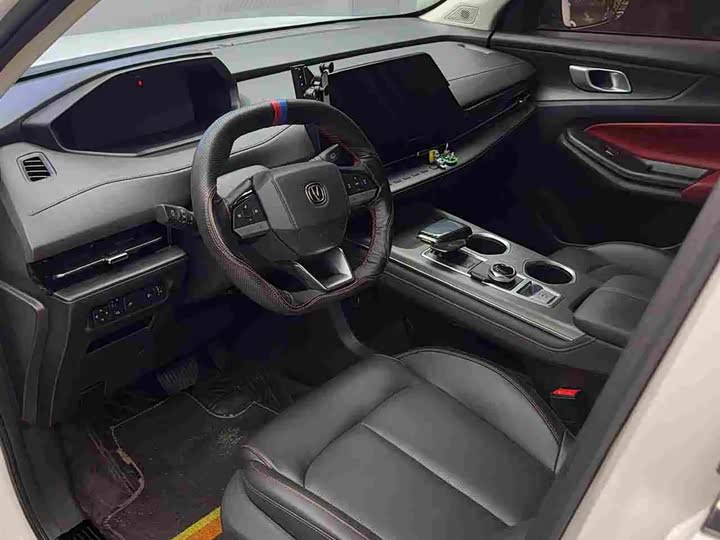 Changan CS55 PLUS 2022 1.5 T DCTLuxury — фото 3