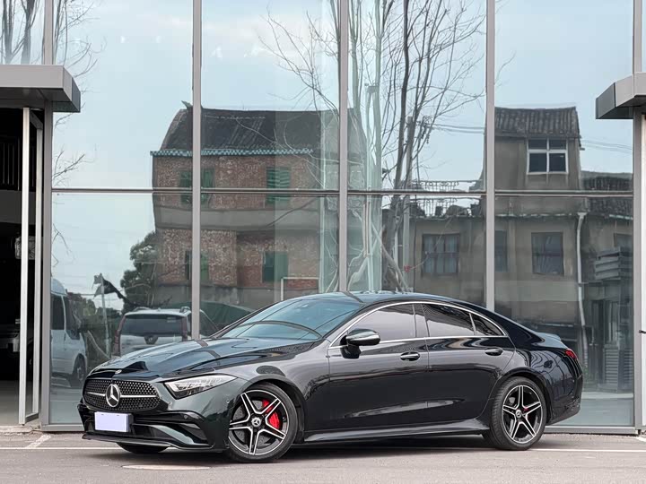 Mercedes-Benz CLS 2023 CLS 300 Luxury — фото 1