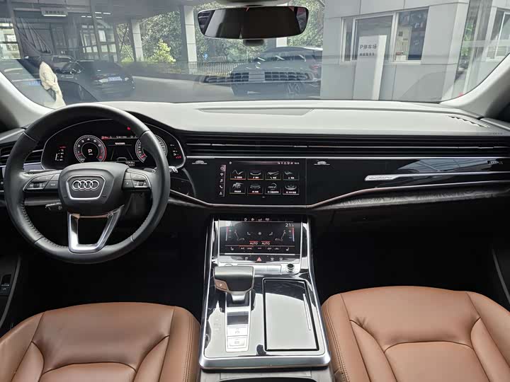 Audi Q8 2019 55 TFSI — фото 17