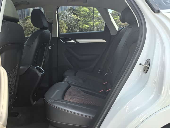 Audi Q3 2018 30 35 TFSI Sport — фото 7