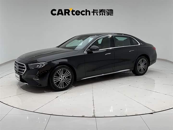 Mercedes-Benz E-Class 2024 E 260 L — фото 1