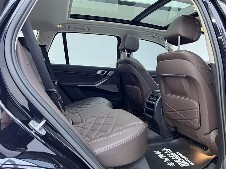 BMW X5 2022 x Drive 30 Li M — фото 23