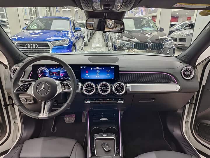 Mercedes-Benz GLB 2024 GLB 220 — фото 10