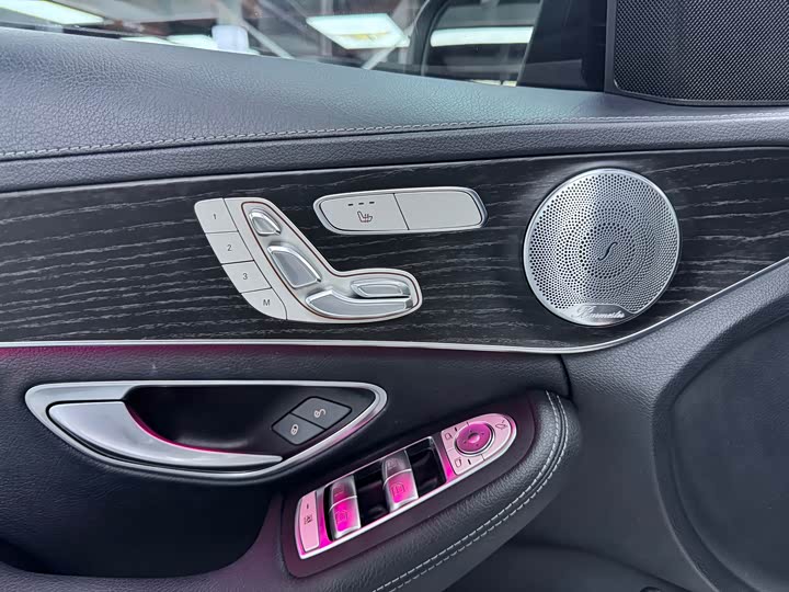 Mercedes-Benz C-Class C 260 L — фото 4