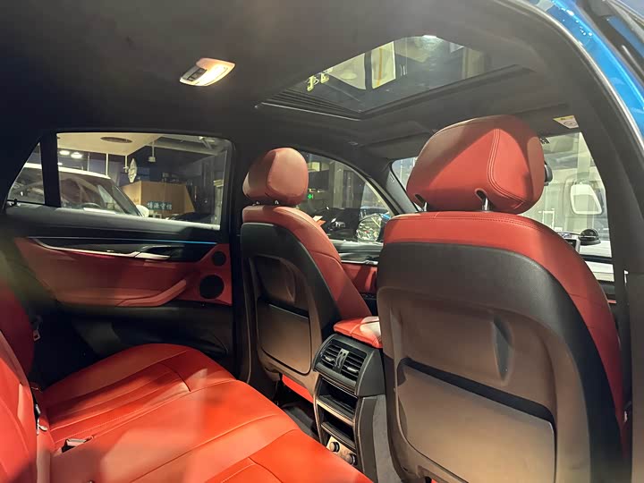 BMW X6 2017 x Drive 35i M Sport — фото 32