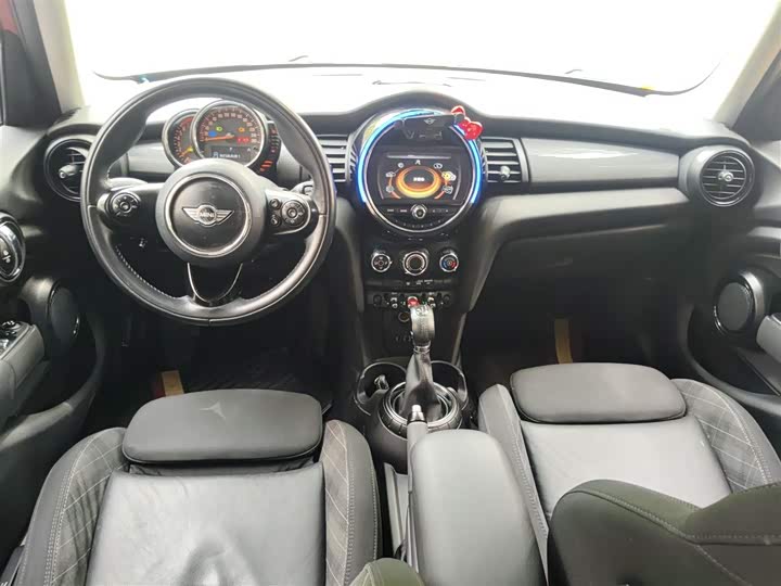 MINI Hatch — фото 10