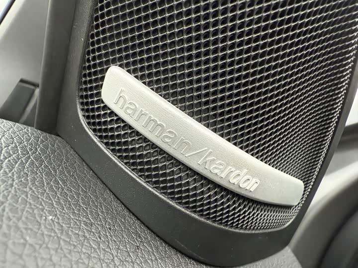 Mercedes-Benz GLA 2017 AMG GLA 45 4 MATIC — фото 17