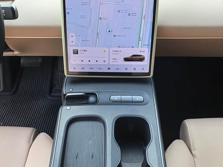 NIO ET5T 2024 75k Wh Touring — фото 11