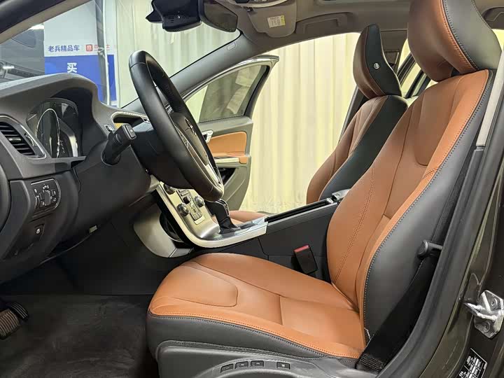 Volvo S60 2018 S 60 L T 4 — фото 28
