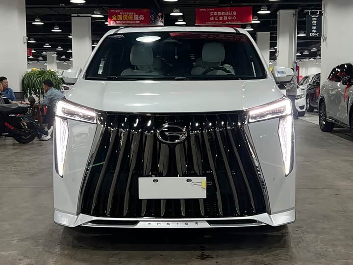 Trumpchi M8 2023 400 T — фото 1