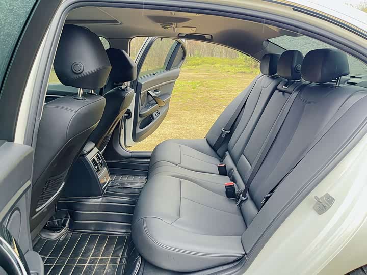 BMW 3 Series 320Li стиль — фото 7