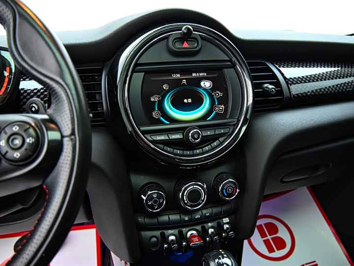 MINI Hatch — фото 16
