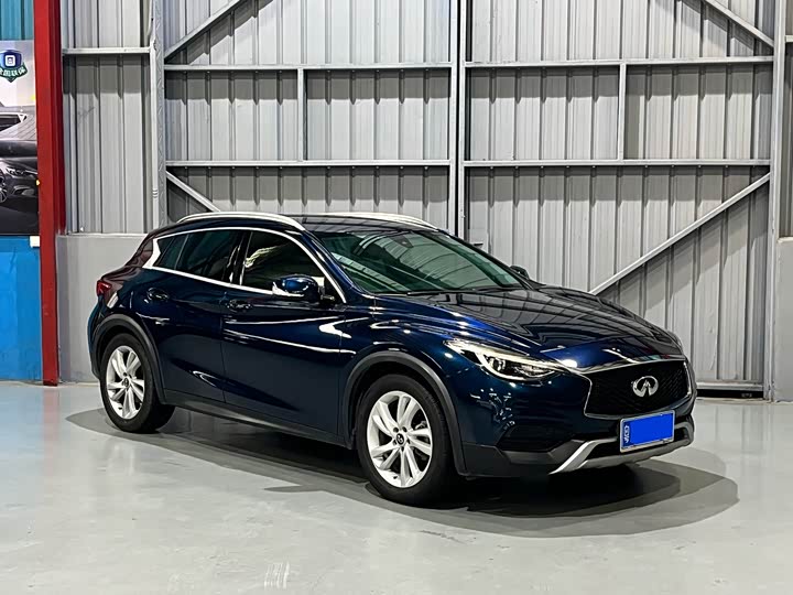 Infiniti QX30 2017 1.6 T 2 WD — фото 3