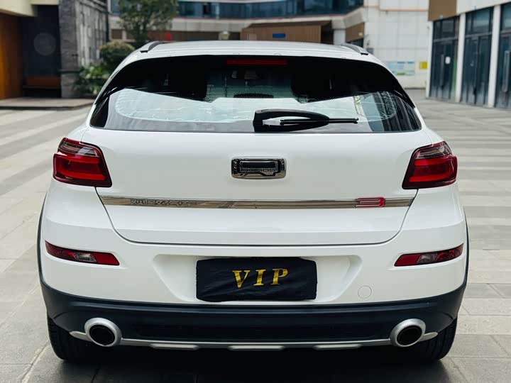 Qoros 3 2015 SUV 1.6 T AT — фото 7