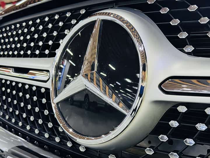 Mercedes-Benz GLC 2022 GLC 260 L 4 MATIC Luxury — фото 3