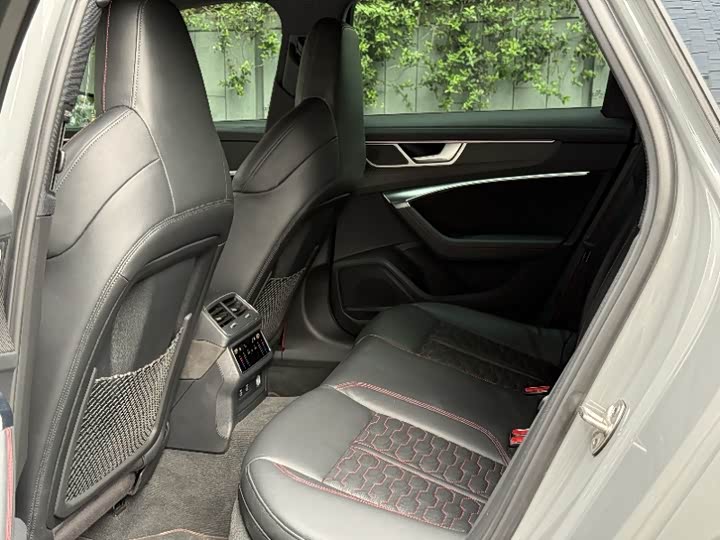 Audi RS6 2021 RS 6 4.0 T Avant — фото 6