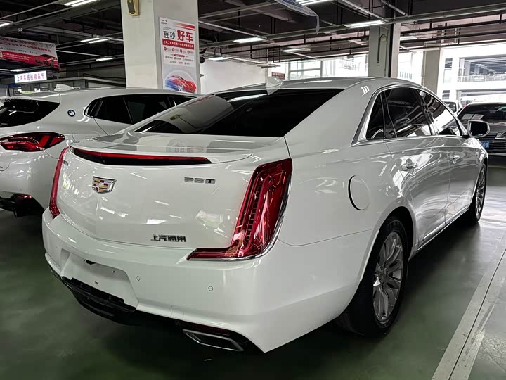Cadillac XTS 2018 28 T Elite — фото 12