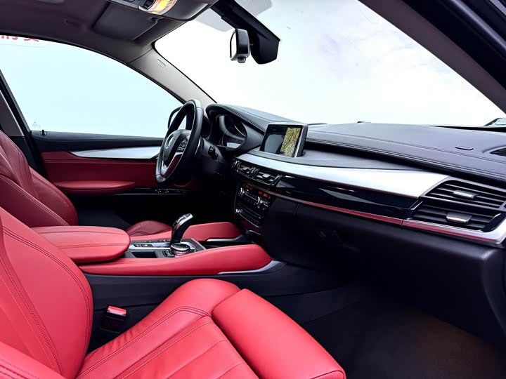 BMW X6 2017 x Drive 35i Leading — фото 14