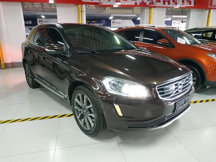 Volvo XC60 2017 T 5 AWD — фото 22