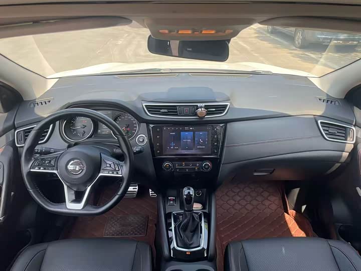 Nissan Qashqai — фото 5