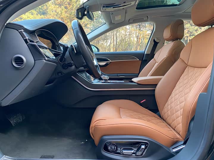 Audi A8 2024 A 8 L 50 TFSI quattro — фото 12