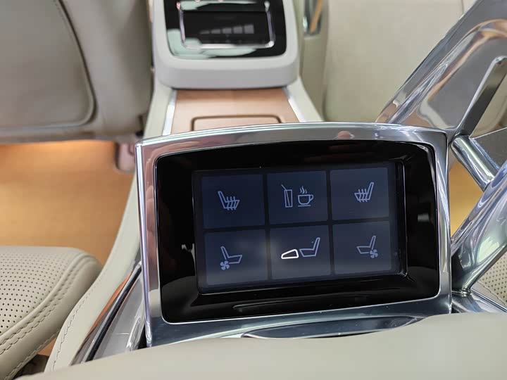 Volvo S90 Hybrid 2019 T 8 E Hybrid 3 VI — фото 15