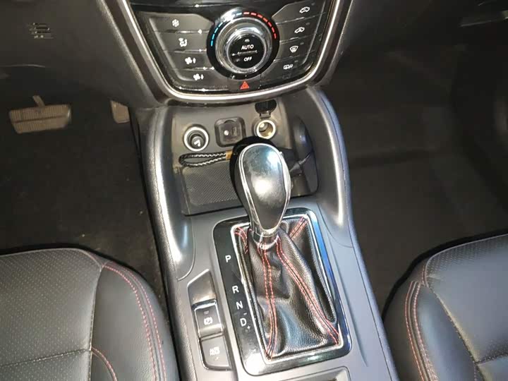 Changan CS75 2016 1.8 T ATElite V — фото 14