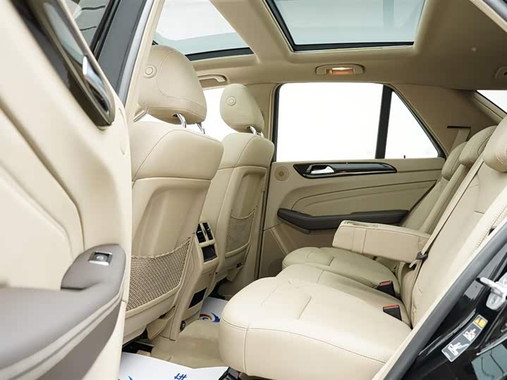 Mercedes-Benz M-Class 2014 ML 350 CDI 4 MATIC — фото 8