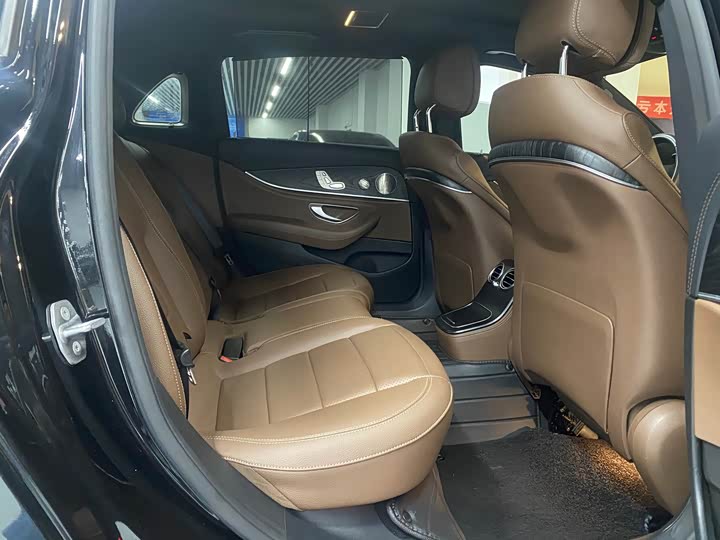 Mercedes-Benz E-Class E 300 L люкс — фото 10