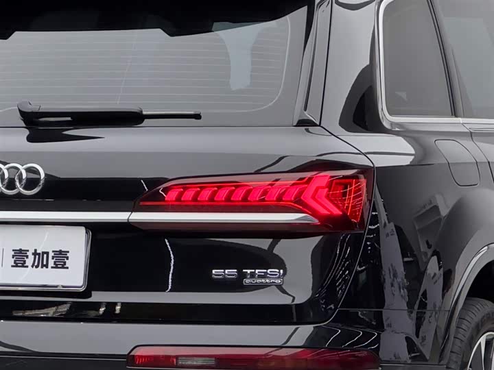 Audi Q7 2023 55 TFSI quattro S line Sport — фото 20