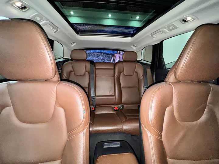 Volvo XC60 2020 T 5 4 WD — фото 29