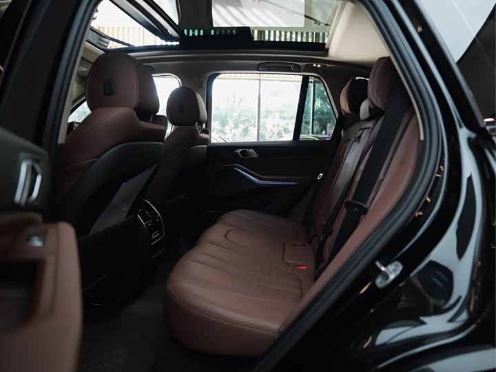 BMW X5 2021 x Drive 40i M — фото 9