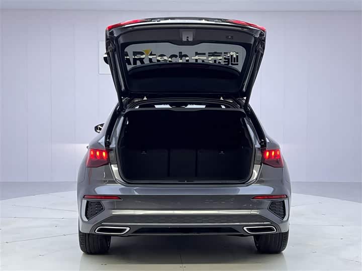 Audi A3 2024 Sportback 35 TFSI Sport — фото 13