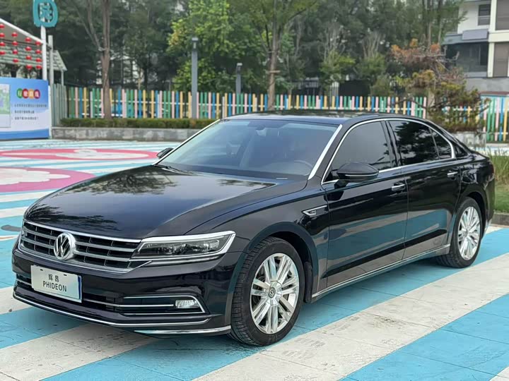 Volkswagen Phideon — фото 1