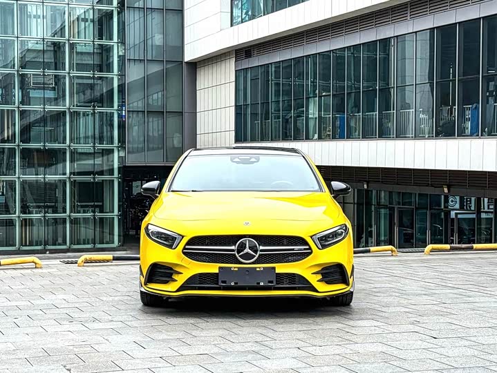 Mercedes-Benz A-Class 2022 AMG A 35 4 MATIC — фото 2