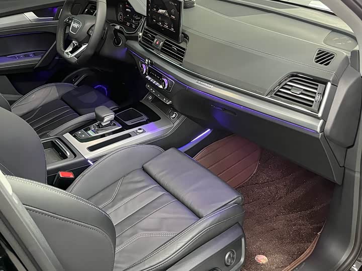 Audi Q5L 2024 40 TFSI — фото 13