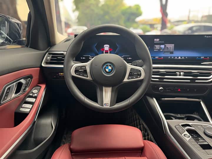 BMW i3 2023 e Drive 40 L — фото 11