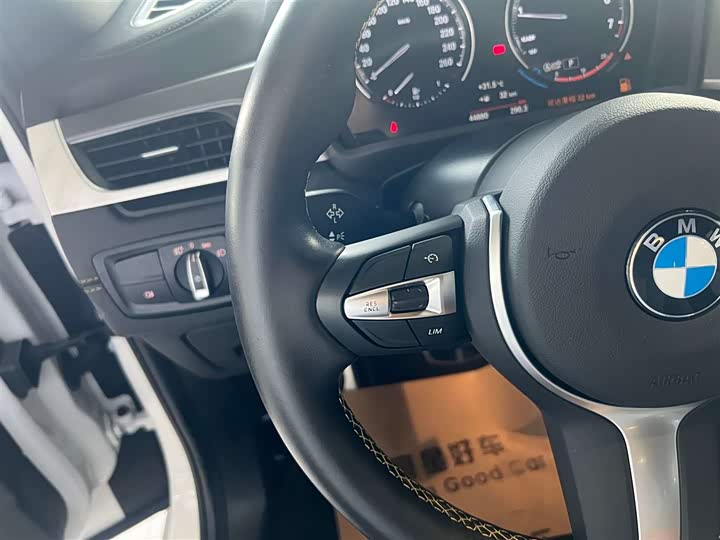 BMW X2 2023 x Drive 25i — фото 17