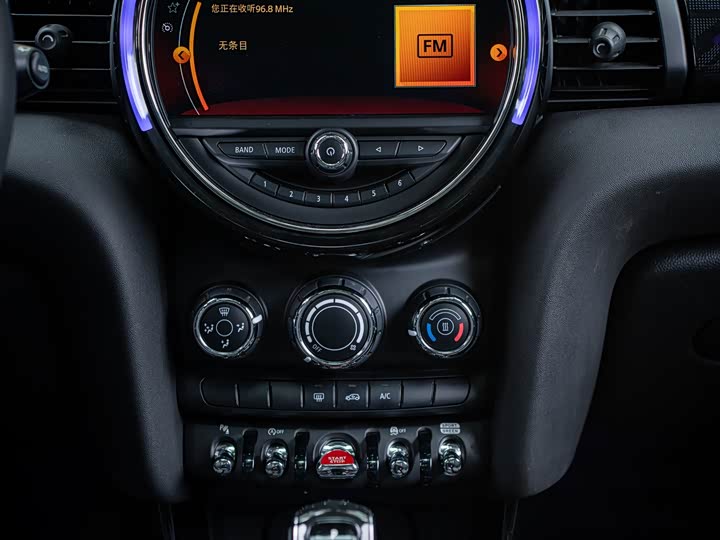 MINI Hatch — фото 11