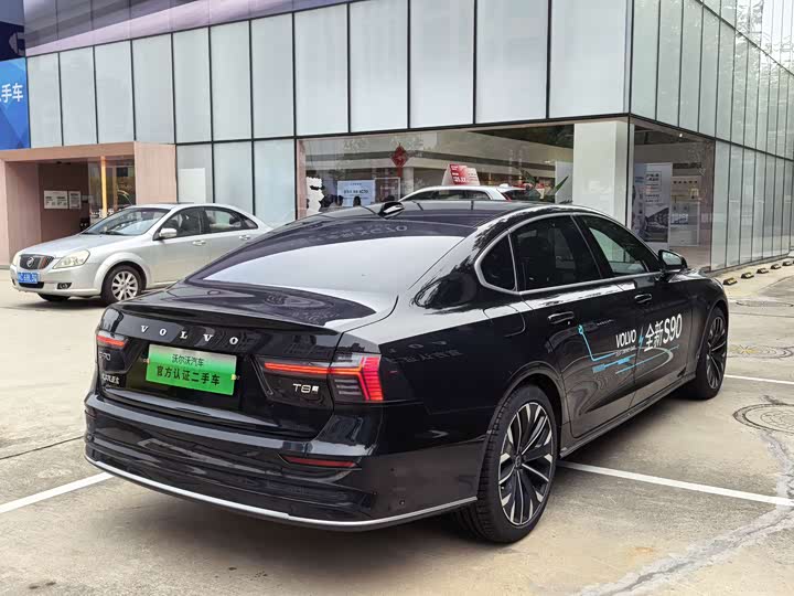 Volvo S90 Hybrid 2026 Hybrid 4 WD — фото 18