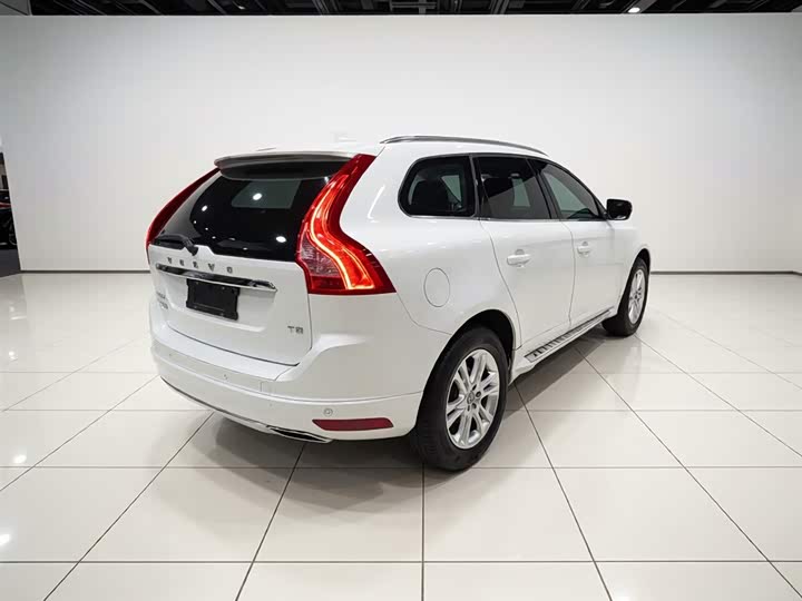 Volvo XC60 2016 T 5 — фото 7