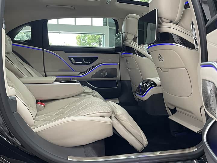 Maybach S-Class 2024 S 480 4 MATIC — фото 16