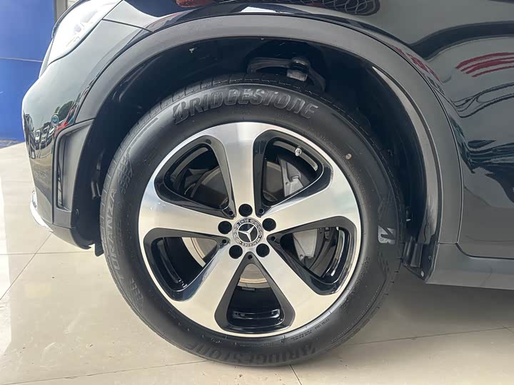 Mercedes-Benz GLC 2022 GLC 260 L 4 MATIC — фото 6