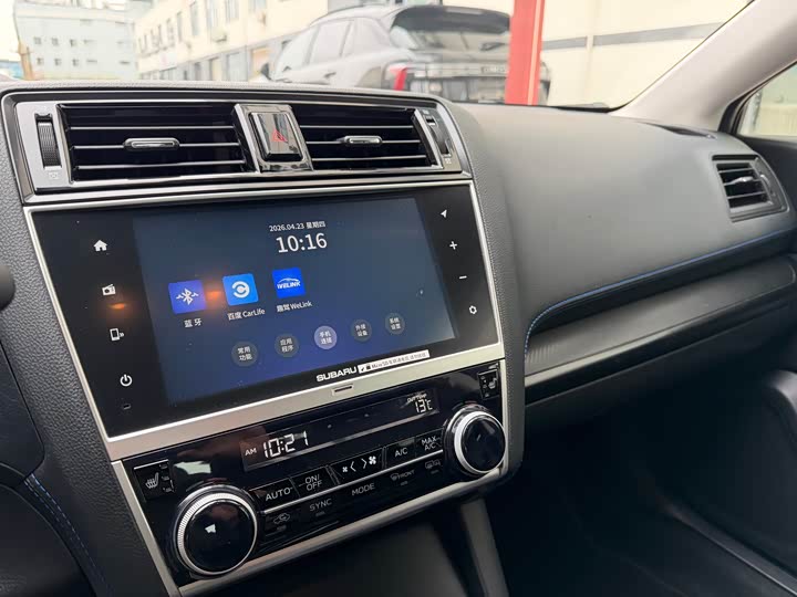 Subaru Legacy — фото 16