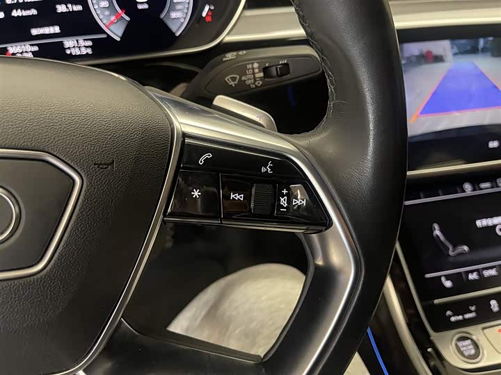 Audi A8 2023 A 8 L 45 TFSI quattro Luxury — фото 21