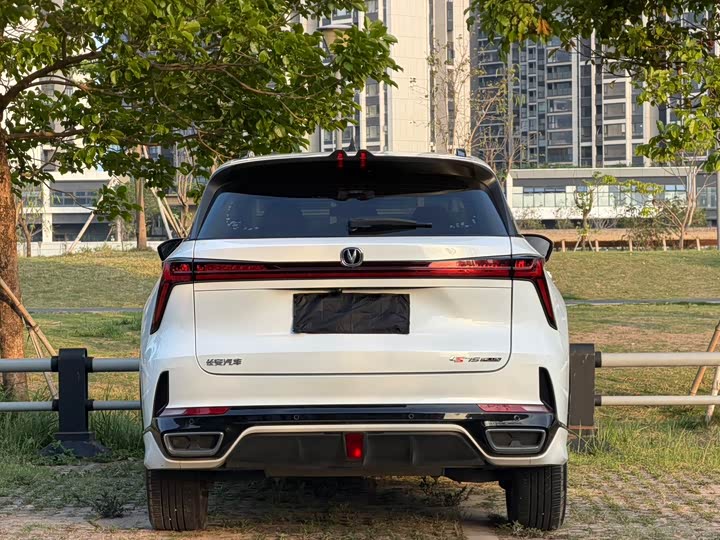 Changan CS75 PLUS 2023 1.5 T ATPremium — фото 22