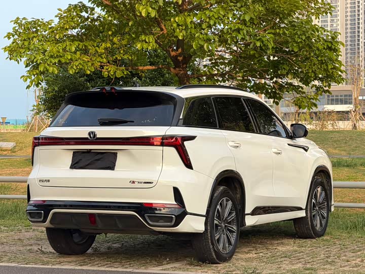 Changan CS75 PLUS 2023 1.5 T ATPremium — фото 21