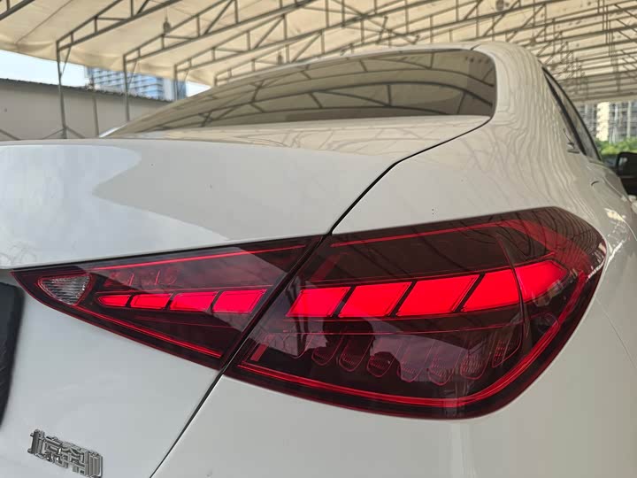 Mercedes-Benz C-Class 2022 C 200 L — фото 26