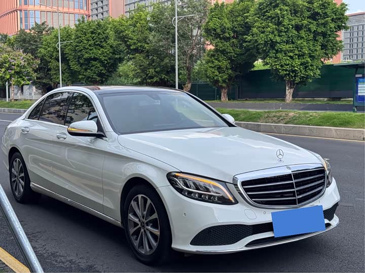 Mercedes-Benz C-Class рестайлинг C 260 L — фото 3