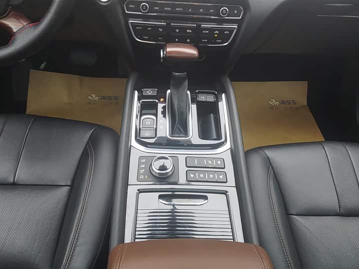 Trumpchi GS8 2017 320 T 4 WD ( ) — фото 16
